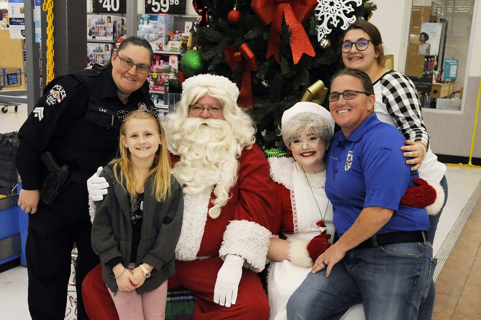 Cops & Kids Christmas shopping